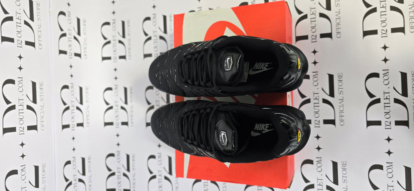 NIKE TN TOTAL BLACK