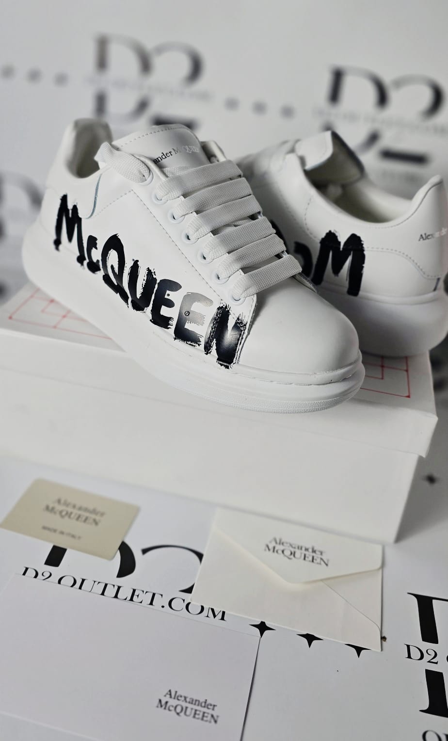 #8 Alexander McQueen Con scritta laterale