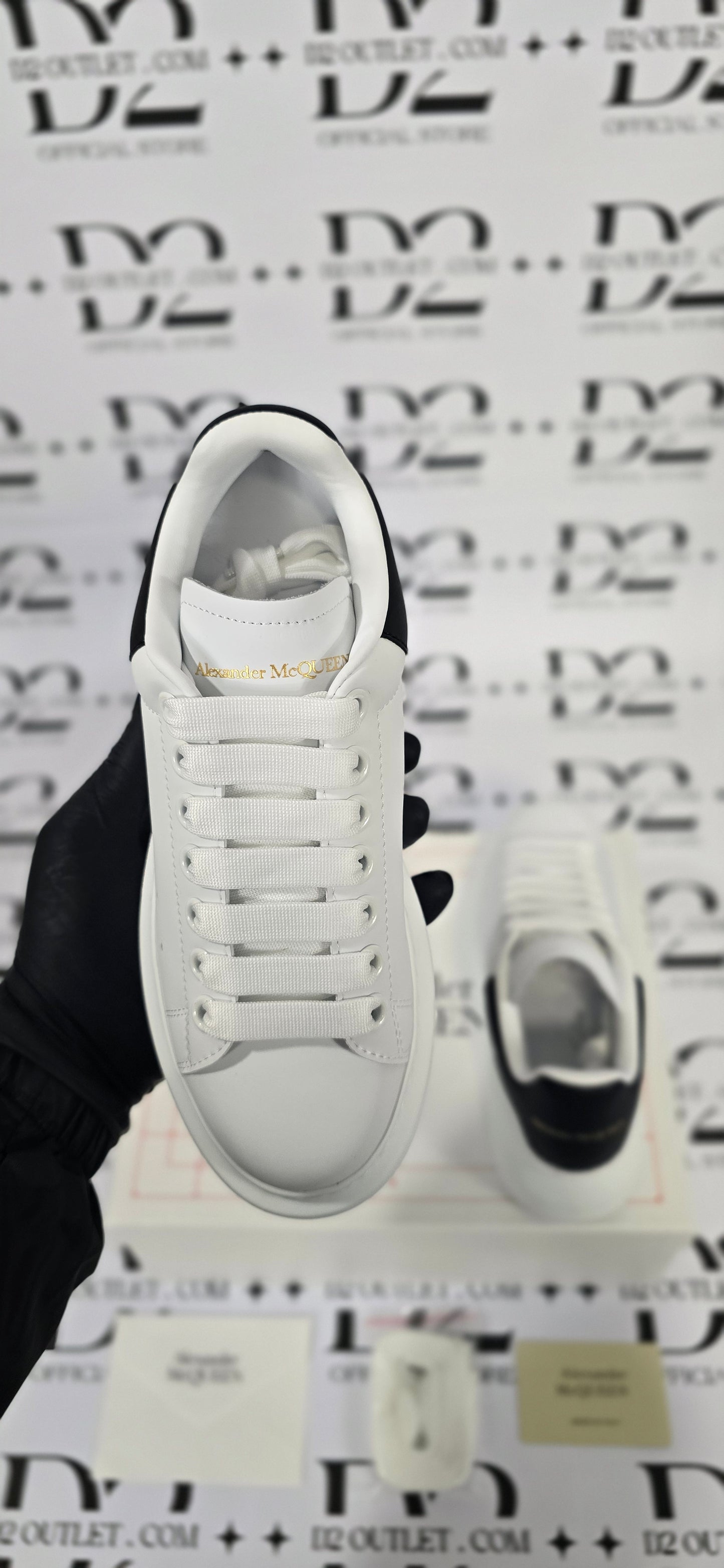 ALEXANDER MCQUEEN CLASSICA PELLE