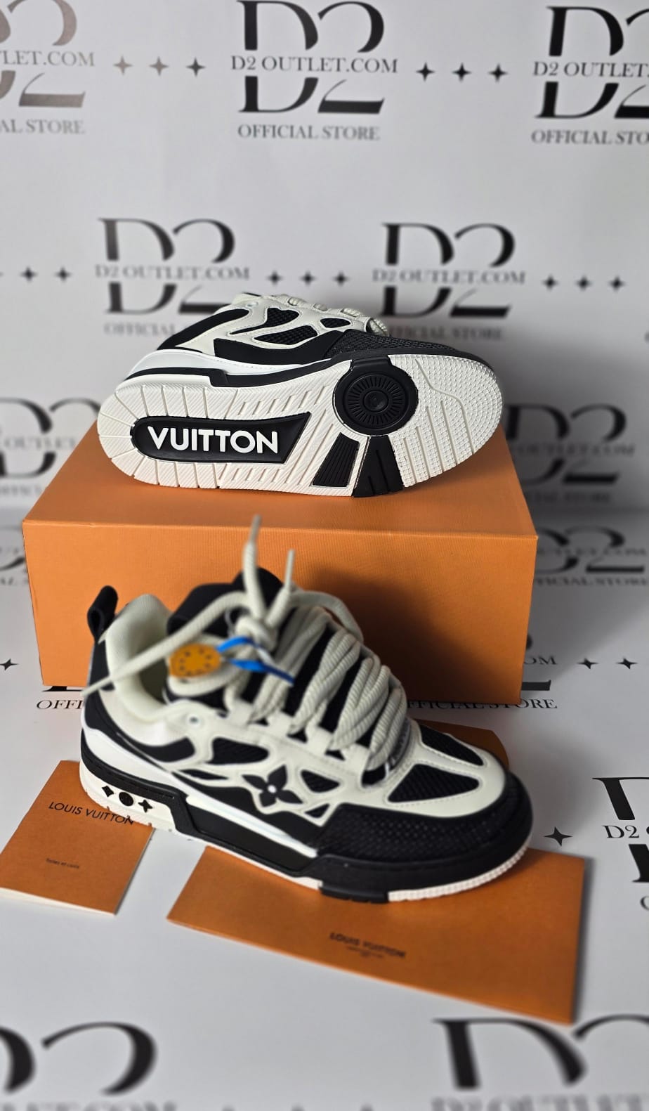 LV skate Black white