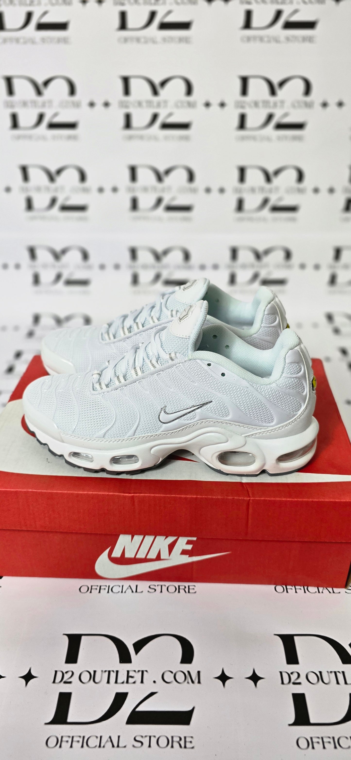 NIKE TN TOTAL WHITE